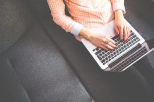 Apitech possède une communauté de blogueurs passionnés d'IT - nommés les beavers builders - et les aide à promouvoir leurs contenus sur les réseaux